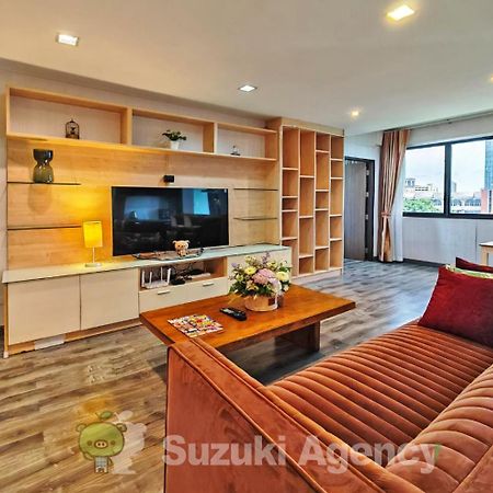 W8 Condo, Luxe 2 Bedroom Private Floor, Best Hip Central Bangkok Area, 5 Mins From Thonglo Bts Station Екстериор снимка